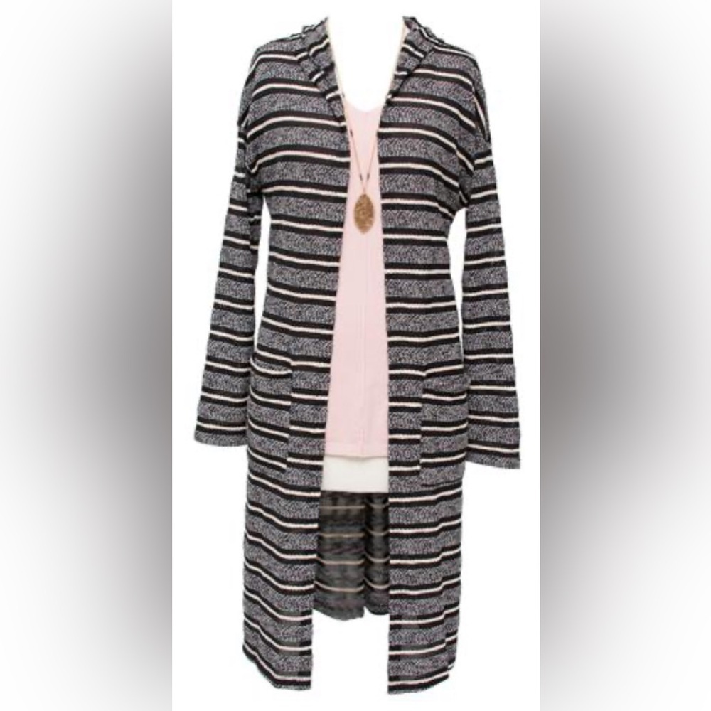 Lightweight, hooded long cardigan